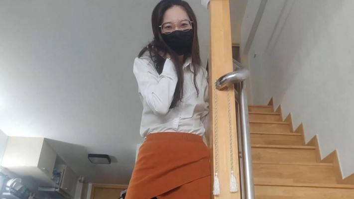 图片[5]_广州小鱼大人粤语黑丝第一视角羞辱贱嗨舔鞋钻胯_绳缚吧