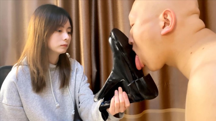 【W.K.T】—妍妍踢裆舔鞋专场 YC-221227-3_绳缚吧
