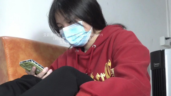 图片[2]_【樱女王】樱女王同桌丹丹享受脚奴的舔脚服务，非常享受！YC-221216-3_绳缚吧