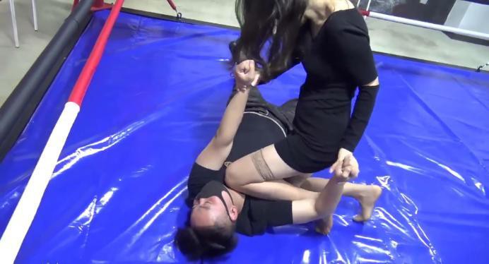 图片[20]_国产格斗MF-MF00丝袜高跟美女的挑战（跪杀+搏击+关节技+踩脖子）bf17918_绳缚吧
