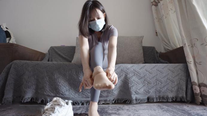 图片[3]_【贝琳】健身女教练的沙包 腿绞强迫狗奴闻健身臭棉袜闻舔臭丝脚踢裆踩头 YC-220824-8_绳缚吧