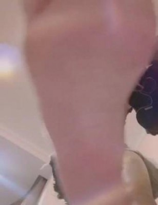 GTS高颜值晴主女巨人pov踩踏【pov必买】第一视角GTS踩踏语言羞辱超刺激YC-220702-4_绳缚吧