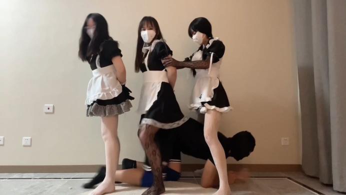 图片[5]_【珂玥】三女仆小姐姐调戏玩弄女仆小姐姐丝袜美脚跳踩踢打闻脚群虐臭狗奴YC-220719-4_绳缚吧
