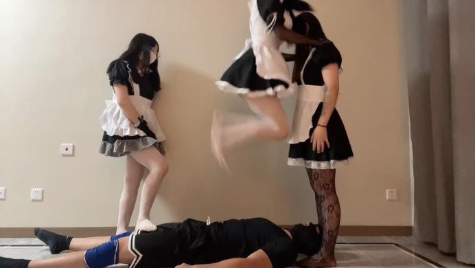 图片[6]_【珂玥】三女仆小姐姐调戏玩弄女仆小姐姐丝袜美脚跳踩踢打闻脚群虐臭狗奴YC-220719-4_绳缚吧