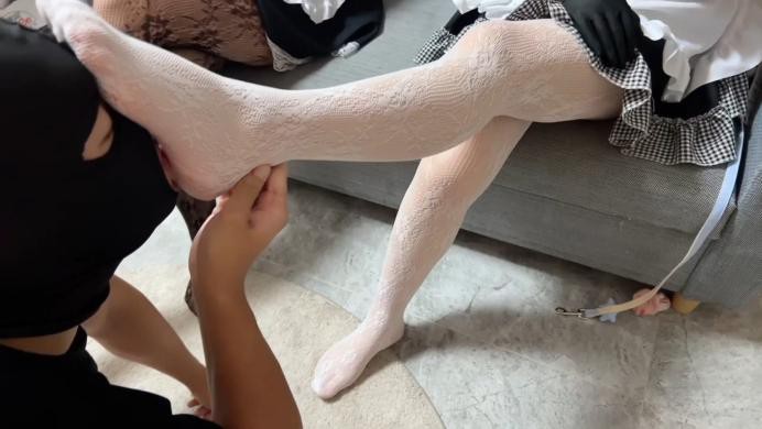 图片[20]_【珂玥】三女仆小姐姐调戏玩弄女仆小姐姐丝袜美脚跳踩踢打闻脚群虐臭狗奴YC-220719-4_绳缚吧