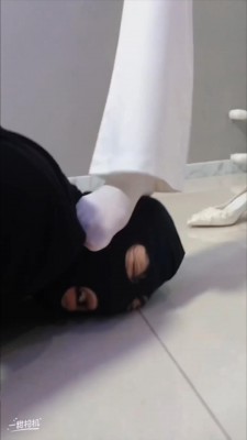 图片[9]_初柒臭丝脚女教师白丝高跟踩踏学生闻舔脚-女教师仿岛国剧情职业装调教 YC-220710-3_绳缚吧