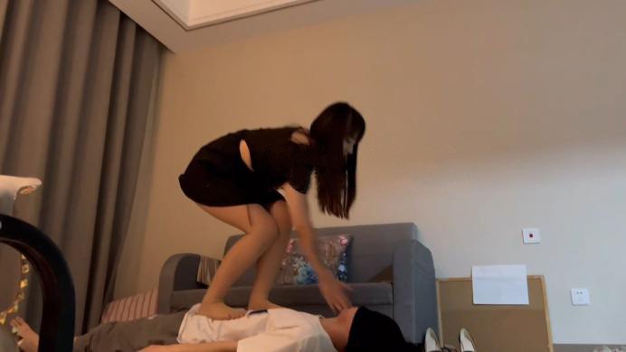 图片[9]_珂玥女神全体重踩踏骑脖踩档【珂玥S】高跟踩踏，跳踩踢裆，丝足跺裆 YC-220625-6_绳缚吧