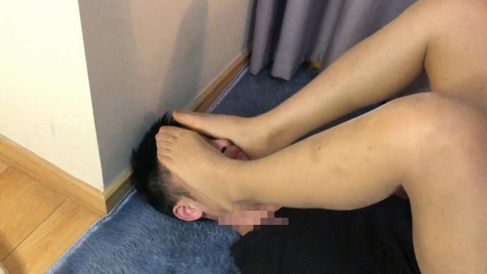 图片[11]_Kitty女王首调の丝足爆踩地毯_绳缚吧