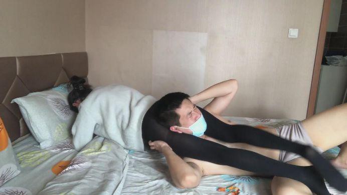 图片[7]_新式黑丝美腿美脚虐颈_绳缚吧