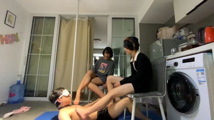 图片[16]_精神小妹超短裙暴虐-真实校园小太妹的疯狂踩踏踢裆吃袜子羞辱 YC-220505-9_绳缚吧