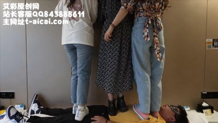 图片[2]_【子怡】三人全体重羞辱群踩毯子 YC-210521-7_绳缚吧