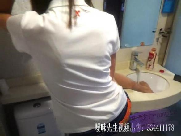 图片[17]_【典藏精品】高清肉丝足高清恋足大片之《奶茶浴丝足美脚》~_绳缚吧