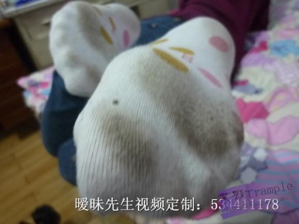 图片[19]_【典藏精品】高清肉丝足高清恋足大片之《奶茶浴丝足美脚》~_绳缚吧