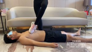【喵聘】闷了一周的黑袜和一年未刷的阿迪 YC-211019_绳缚吧