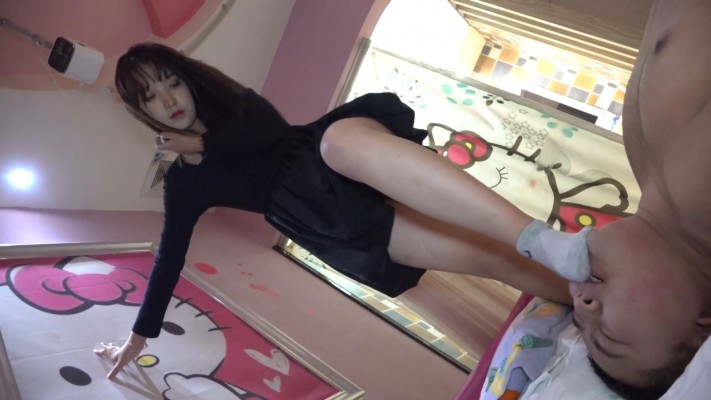 图片[17]_【校园女流氓】下课后臭袜摧残社会废物_绳缚吧