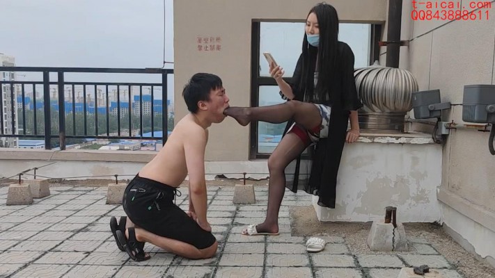 图片[12]_国民女皇脚插吐血户外羞辱脚奴_绳缚吧