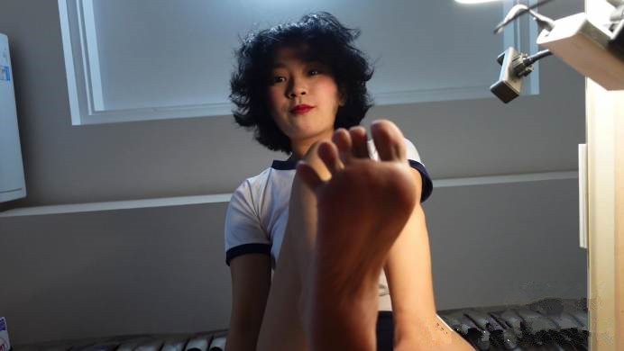 图片[19]_【Haruka瑶酱】极致脏鞋臭袜pov巨人视觉惩罚男同学_绳缚吧