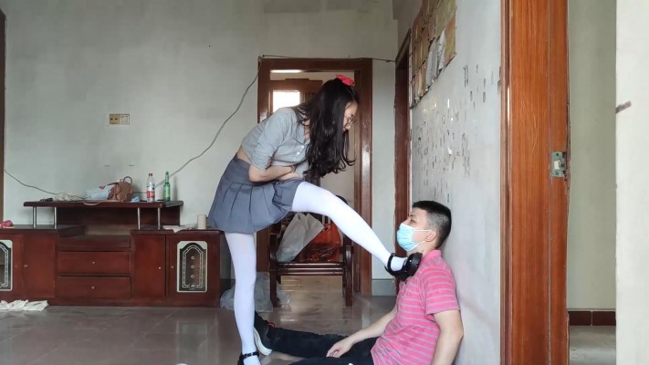 图片[7]_小鱼女神jk萝莉鞋高位踩间谍_绳缚吧