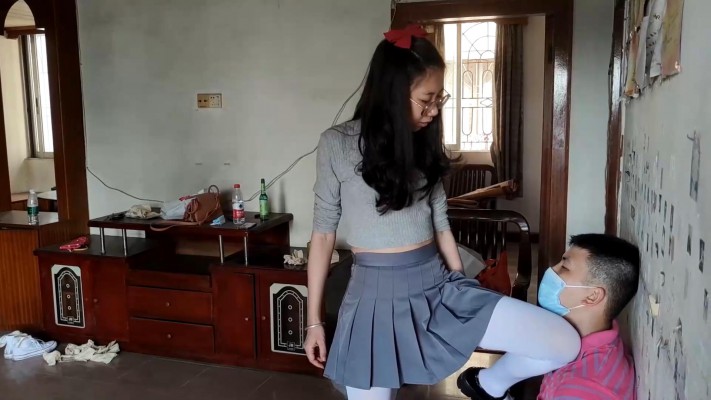 图片[9]_小鱼女神jk萝莉鞋高位踩间谍_绳缚吧