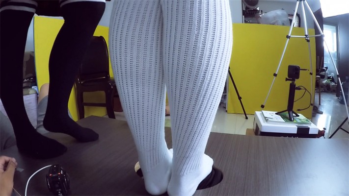 图片[7]_婧意双S全语言 学姐运动鞋长棉袜玩踩人脸地板 偷窥的代价第一集_绳缚吧