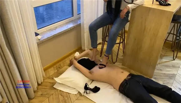 图片[9]_小溪女主的脚底赏赐_绳缚吧