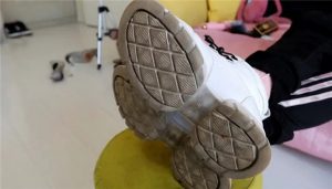 【芊芊】粉袜pov羞辱，袜子不脏再运动一下_绳缚吧