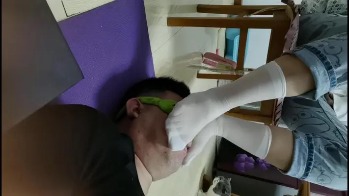 图片[9]_臭脚窒息导致拍摄终止_绳缚吧