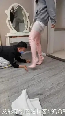 图片[2]_鱼爹丝袜随意踩加靴子踢手踩手_绳缚吧