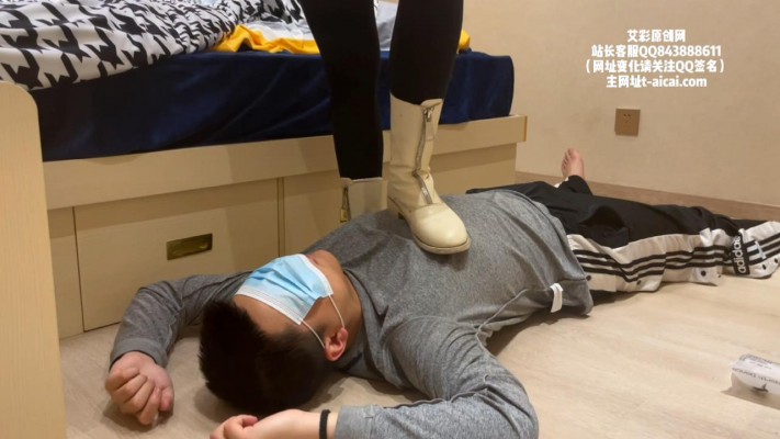 【喵聘】白靴下的践踏_绳缚吧