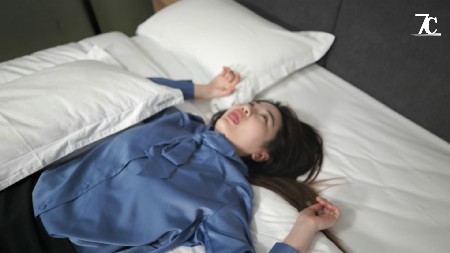 图片[6]_7C定拍被绿很愤怒 闷杀丝袜女_绳缚吧