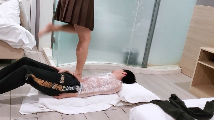 图片[16]_【橘子粥】保鲜膜缠身强制踩踏 YC-230223-7_绳缚吧