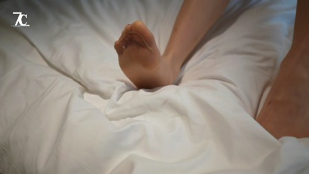 图片[5]_7C 闷死纹身丝袜女_绳缚吧