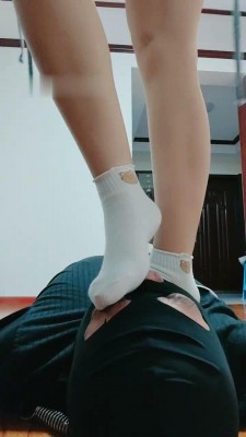 图片[7]_【申小悦】AJ小妹胯下辱/踩踏踢裆/白袜脚深喉/强迫口水升水 bf28515_绳缚吧