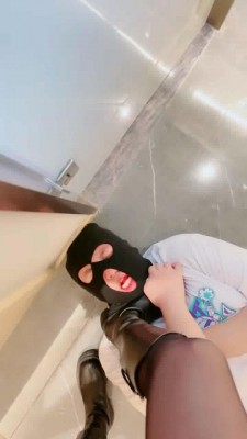 图片[6]_【西西小主】20岁学生狗挑战踢裆/黑丝脚喂酸奶 bf28528_绳缚吧