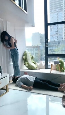 【ccyouer】肉丝脚踩踏/脚深喉/喂拉丝口水 bf28779_绳缚吧