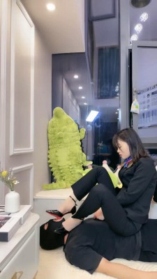 图片[6]_【cc.s】女经理开发员工当狗/高跟踩踏/骑马/插嘴 bf28750_绳缚吧