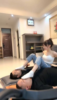 图片[11]_【文文】超级发泄心情-踩踏气味羞辱【双视角版】 bf28740_绳缚吧