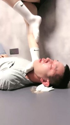 图片[16]_【妍主大大】双S-超强深喉插吐/全体重跳踩/踩脖窒息【双视角版】bf28739_绳缚吧