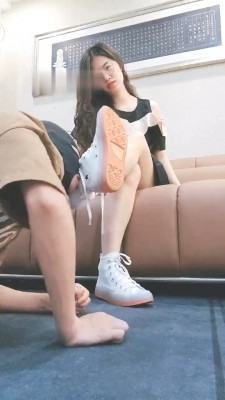 图片[2]_【嘉妮】强制闻原味鞋白袜/叼袜子/臭脚捂脸  JS23052322_绳缚吧
