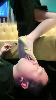 图片[2]_【林夕】KTV-舔脏鞋/插嘴/吃口水/丝袜脚捂脸/跪舔白鞋 bf28672_绳缚吧