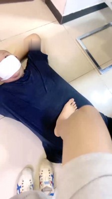 图片[5]_【开发素人】新挖掘双学生-舔袜/踩水果喂食/骑马提档喂口水 JS23052304_绳缚吧