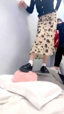 图片[9]_【精神小妹】被一群学生小妹暴踩 bf28637_绳缚吧