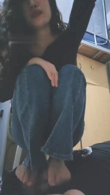 图片[5]_【嘉妮】女生寝室犯贱-舔脏鞋原味丝袜脚/强制闻鞋窝/全体重踩 bf28613_绳缚吧