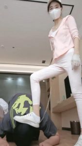 【多多】健身后原味羞辱/带乳夹骑马/全体重踩踏/深喉 bf28623_绳缚吧