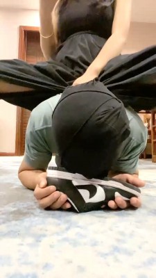 图片[7]_【海绵大大】高跟踩脚垫/胯下喂食/骑马强制刷鞋/踩狗爪 bf28641_绳缚吧