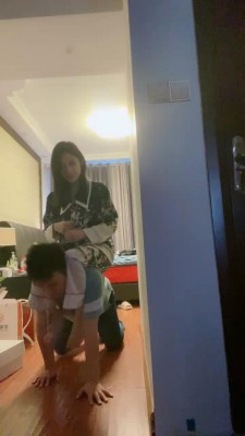图片[4]_【不知名美女】家奴伺候-骑马/吸味狂舔脚/鞋底耳光【完整版】 bf28578_绳缚吧
