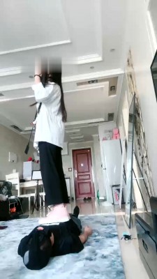 图片[3]_【猫神大人】御姐运动鞋-下面牵狗溜/全体重踩踏/胯下辱 bf28580_绳缚吧