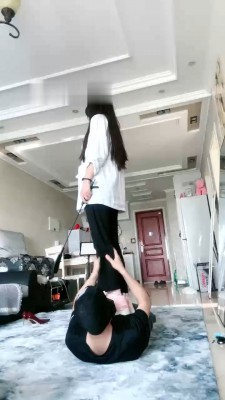 图片[4]_【猫神大人】御姐运动鞋-下面牵狗溜/全体重踩踏/胯下辱 bf28580_绳缚吧