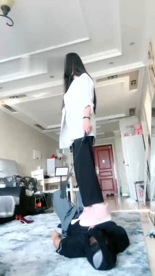 图片[6]_【猫神大人】御姐运动鞋-下面牵狗溜/全体重踩踏/胯下辱 bf28580_绳缚吧