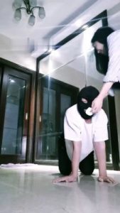 【银河S】白袜塞嘴鞭打/骑马/手捂嘴强制/喂口水 bf28600_绳缚吧